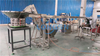 Automatische Hochgeschwindigkeitstieröl -Flaschenhalle Griff Applikator Pressmaschine