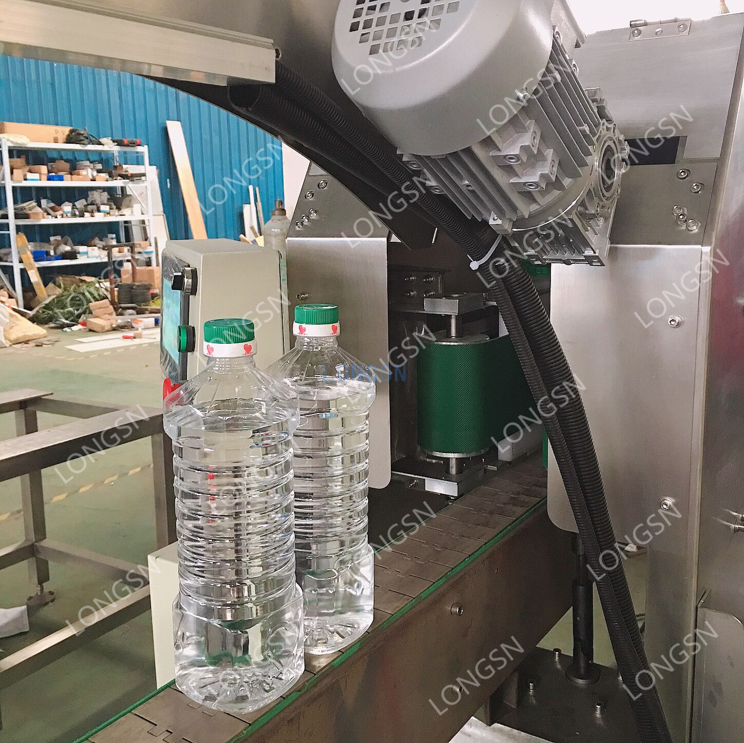 Automatische Hochgeschwindigkeits-PET-Wasser-Öl-Flaschen-Hals-Griff-Ring-Applikator-Pressmaschine